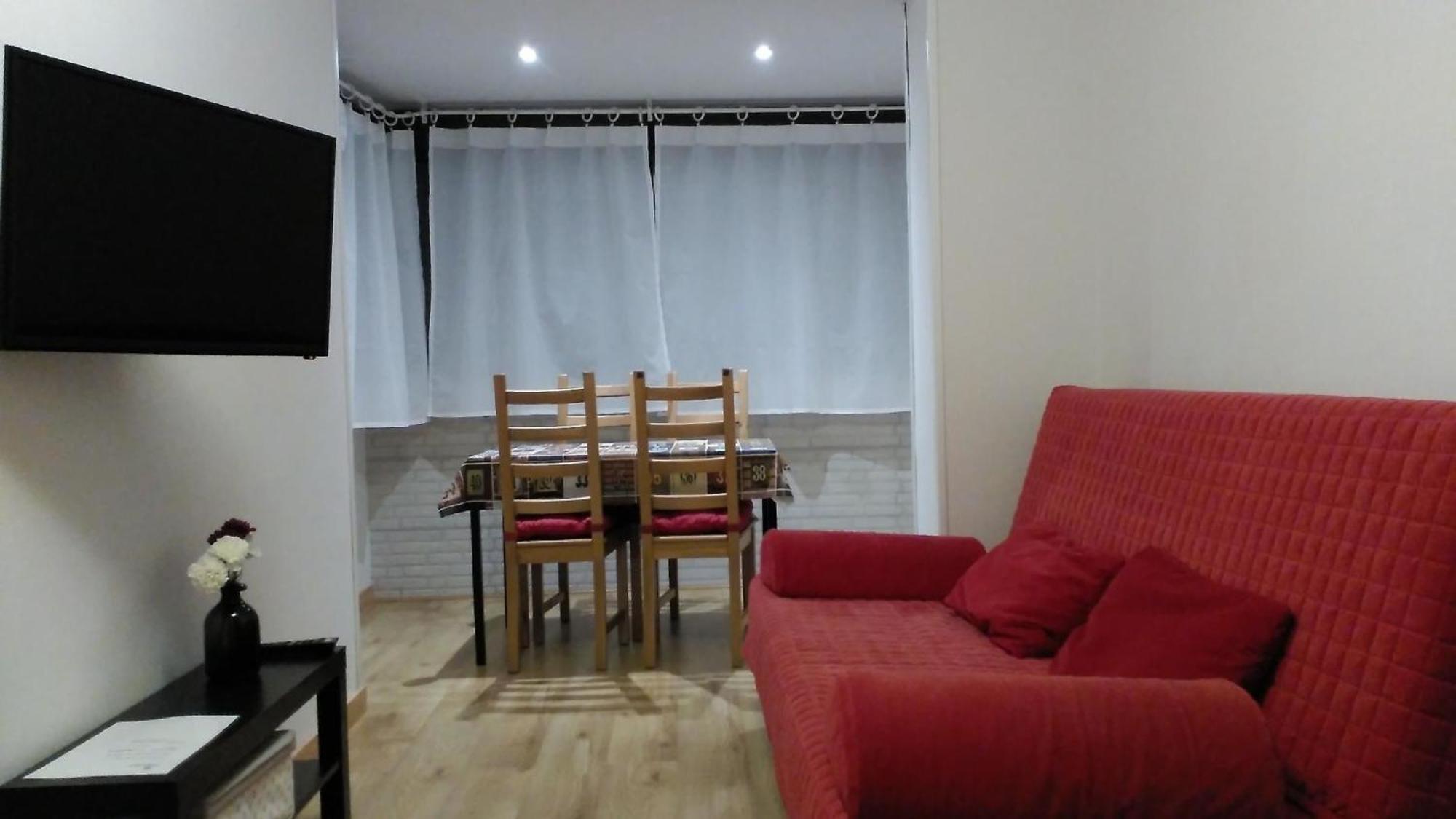 Ruhige Ferienwohnung Im Gruenguertel Der Stadt Appartement