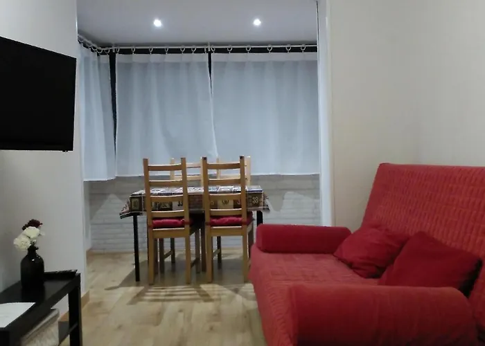 Ruhige Ferienwohnung Im Gruenguertel Der Stadt