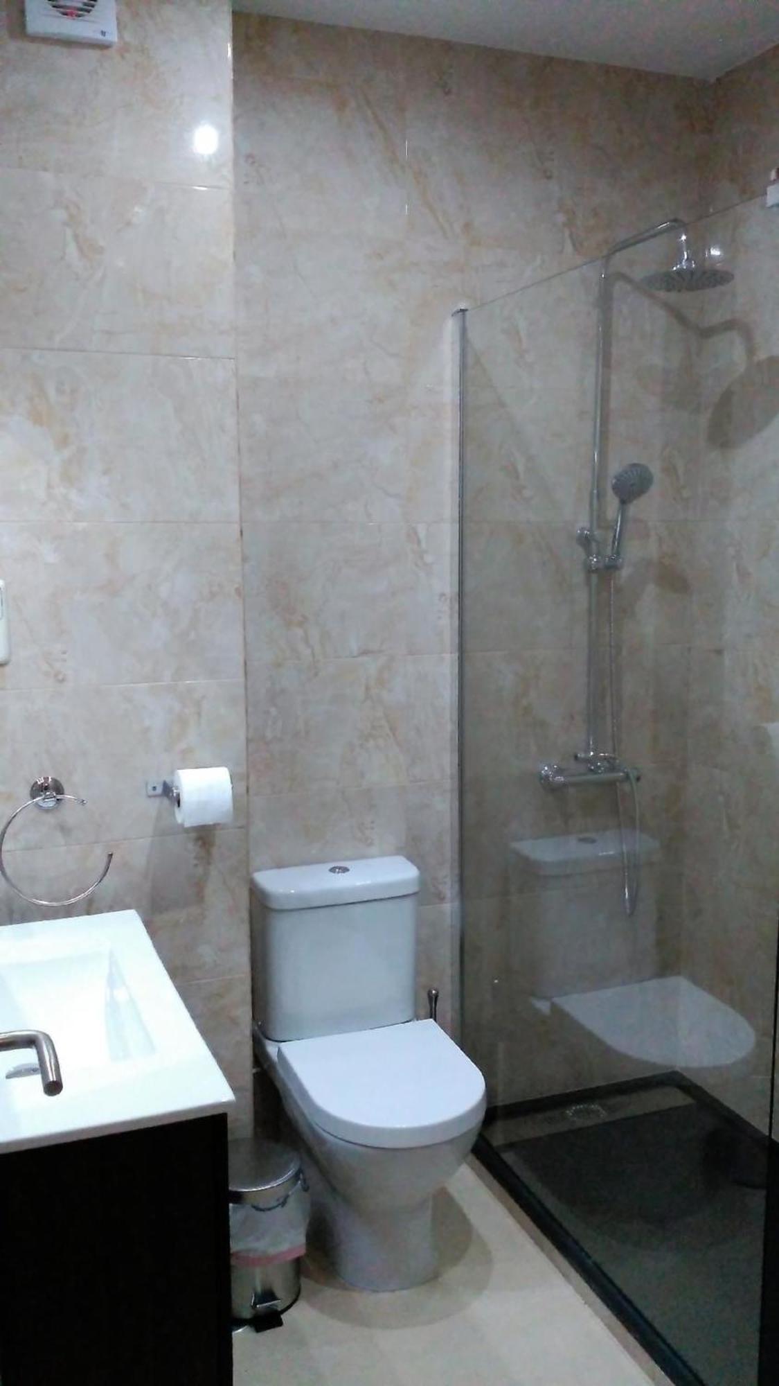 Ruhige Ferienwohnung Im Gruenguertel Der Stadt * Madrid